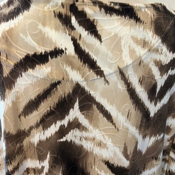 JM Collection brown tan white patterned long sleeve top Size XL - Picture 7 of 9